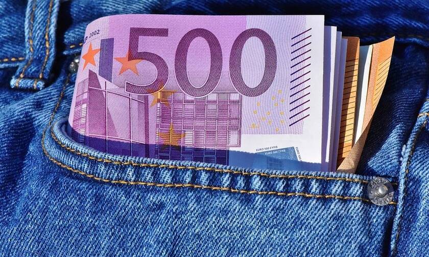 Οικονομική ενίσχυση 1.000 ευρώ: Δείτε αν τα δικαιούστε