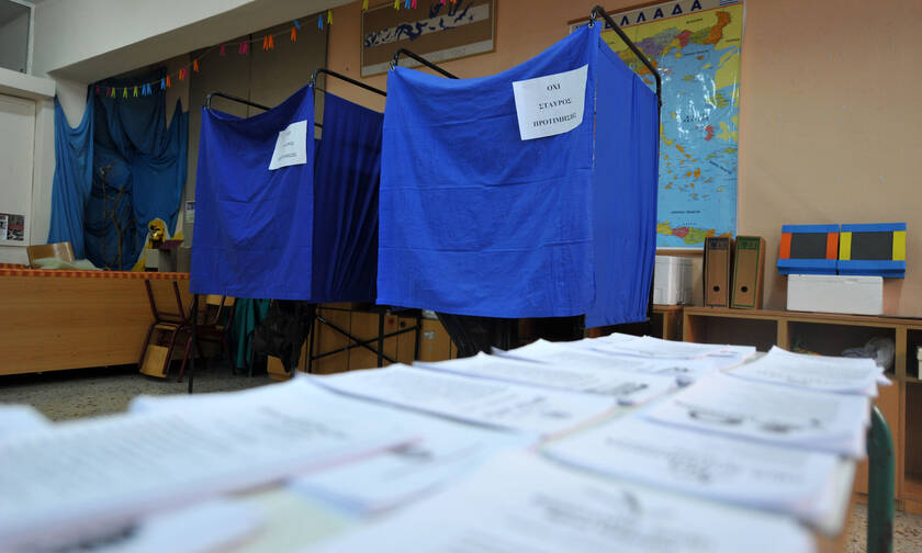 Εκλογές 2019: Εκλογικό κέντρο σε άθλια κατάσταση – Εικόνες ντροπή (pics+vid)
