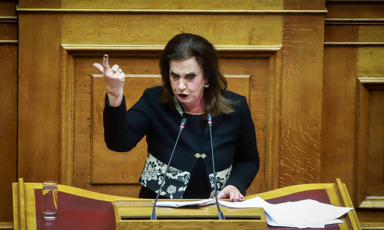 Παραιτήθηκε η Μεγαλοοικονόμου από την ΚΟ του ΣΥΡΙΖΑ - Στους 152 η πλειοψηφία της κυβέρνησης