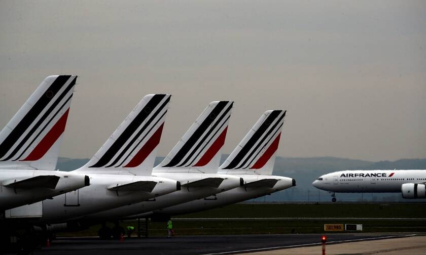 Συναγερμός στην Air France: Βρέθηκε επικίνδυνο βακτήριο σε σάντουιτς