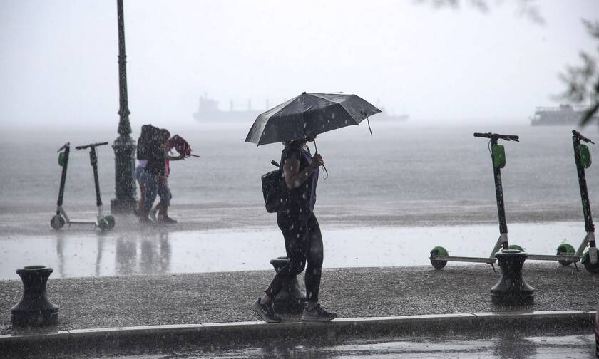 Έκτακτο δελτίο επιδείνωσης του καιρού: Καταιγίδες και χαλάζι θα πλήξουν τη χώρα