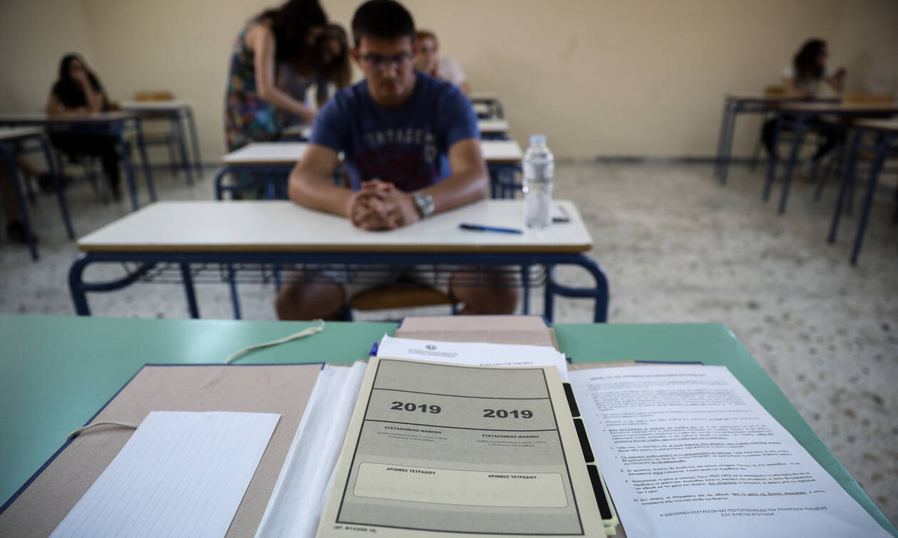 Πανελλήνιες 2019 - ΕΠΑΛ: Άρχισαν οι εξετάσεις - Θέματα και απαντήσεις σε Νεοελληνική Γλώσσα - Έκθεση