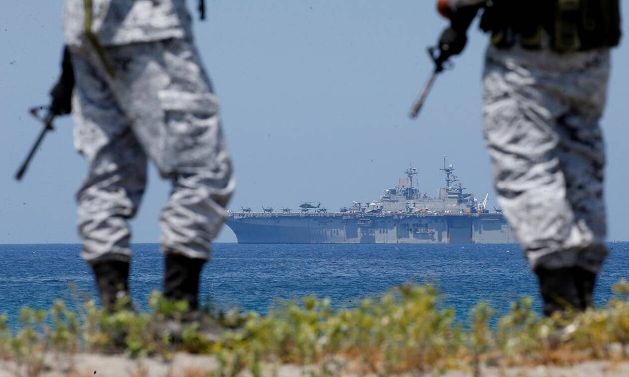 Φιλιππίνες: Παραλίγο σύγκρουση ρωσικού και αμερικανικού πολεμικού πλοίου