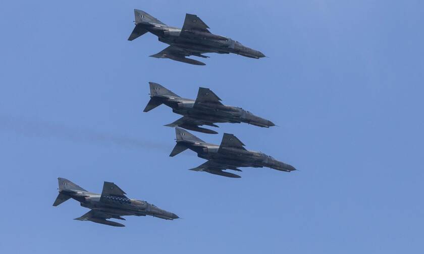 Νέες προκλήσεις στο Αιγαίο: Δύο τουρκικά F-16 πέταξαν πάνω από την Κίναρο