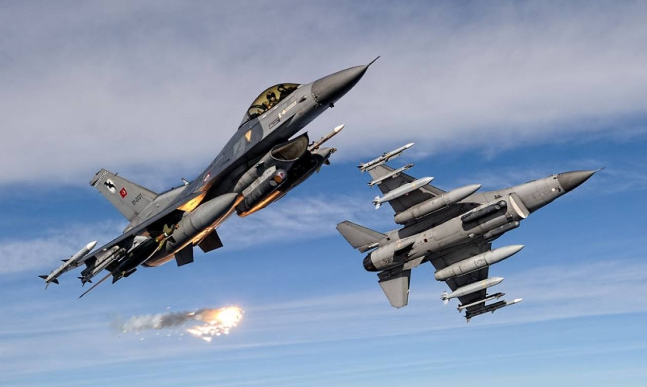 «Πόλεμος» στο Αιγαίο: 18 παραβάσεις και 99 παραβιάσεις από τουρκικά αεροσκάφη (vid)