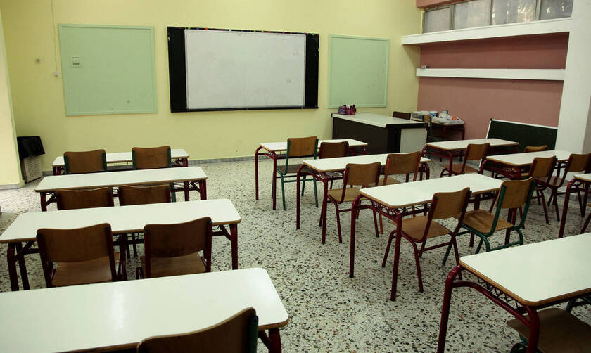 Ρόδος: Στηρίζουν τον δάσκαλο που κλείδωσε τον μαθητή στην τάξη οι γονείς των άλλων παιδιών