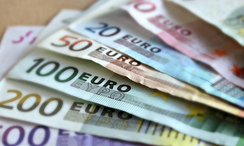 ΟΑΕΔ - Επίδομα 720 ευρώ: Δες ΕΔΩ αν το δικαιούσαι 