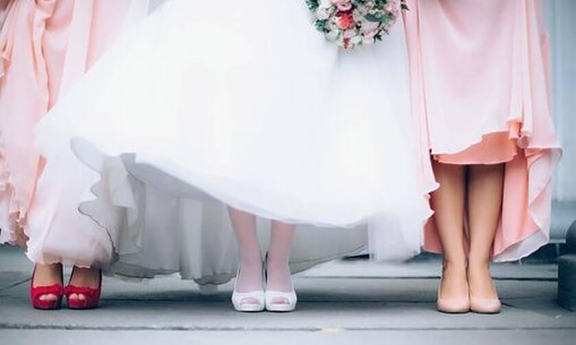 Γάμος «πανωλεθρία»: Έξαλλη η νύφη με αυτό που της έκαναν οι «φίλες» της (pics)