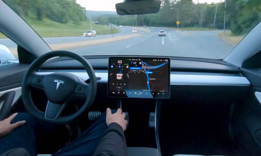 Tesla: Δείτε μέσα από το αυτοκίνητο πως είναι να κινείσαι πλήρως αυτόνομα