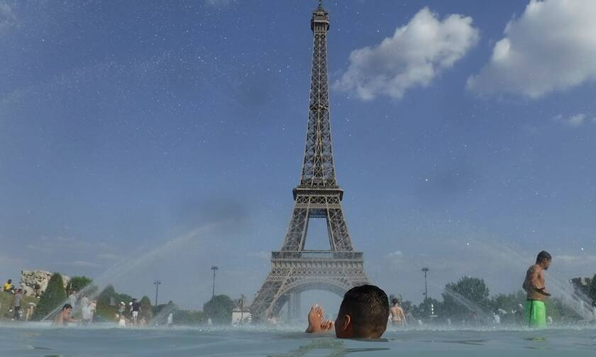 Στο έλεος του καύσωνα η Ευρώπη: Νεκροί και θερμοκρασίες ρεκόρ - «Κόκκινος συναγερμός» στη Γαλλία