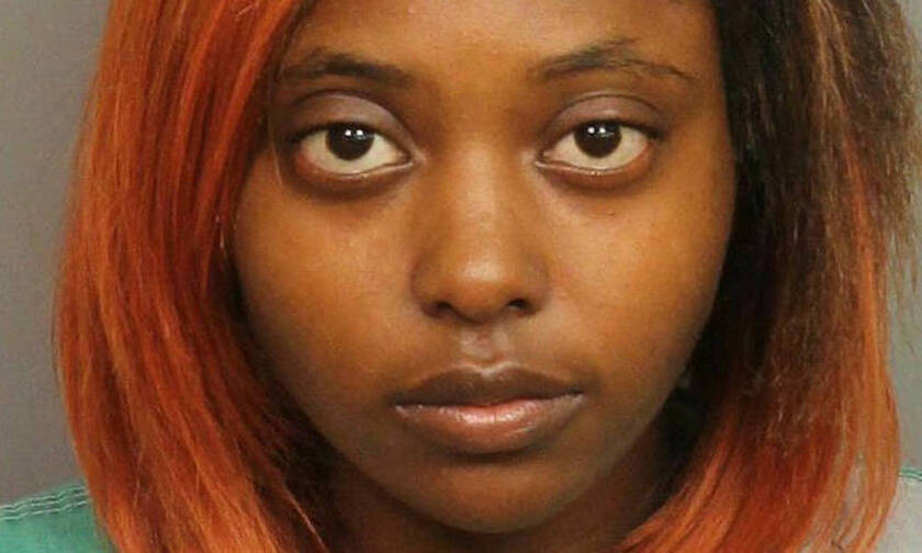 Την πυροβόλησαν, απέβαλε και τη συνέλαβαν για ανθρωποκτονία του αγέννητου μωρού της
