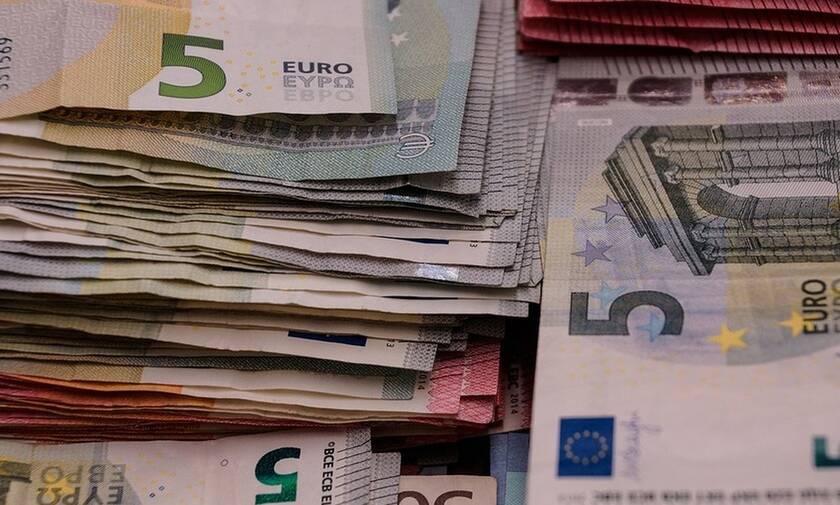 ΟΑΕΔ: Επιδότηση 12.000 ευρώ σε 10.000 ανέργους - Ποιοι είναι οι δικαιούχοι 