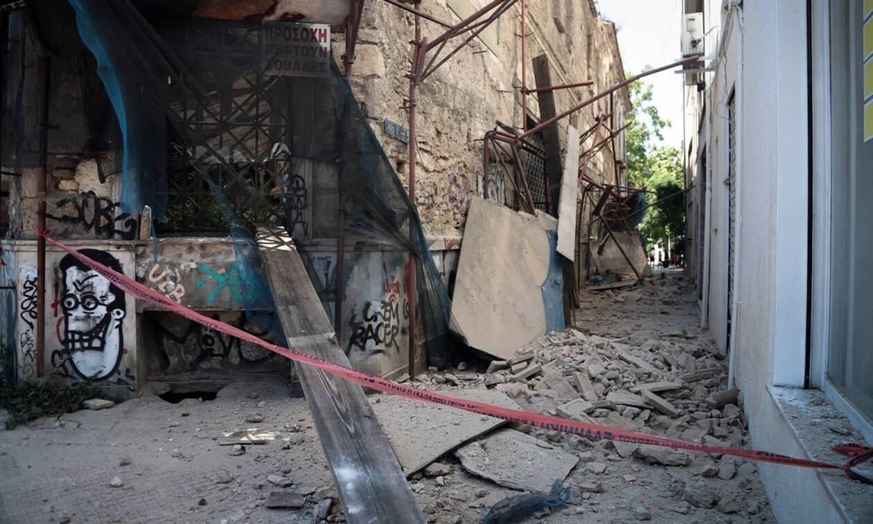 Σεισμός Αθήνα: Τα τηλέφωνα πού μπορείτε να καλέσετε για έλεγχο κτηρίων (λίστα)