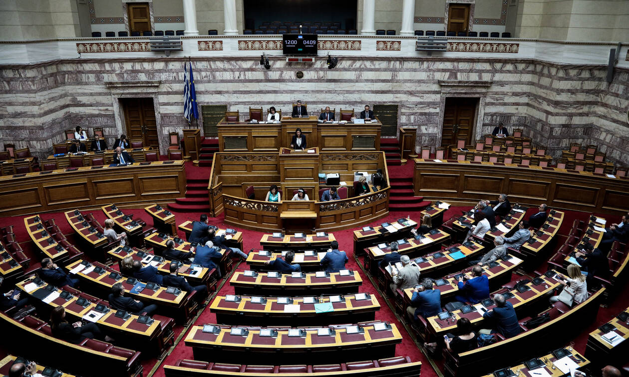 Βουλή: Δείτε LIVE την ψηφοφορία για την παροχή ψήφου εμπιστοσύνης στην κυβέρνηση