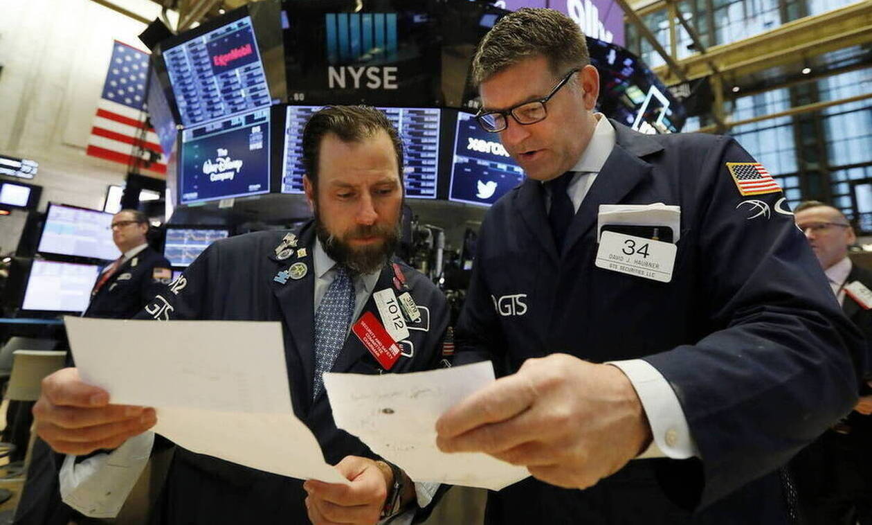 Ο εμπορικός πόλεμος επηρέασε τη Wall Street - Άνοδος στο πετρέλαιο