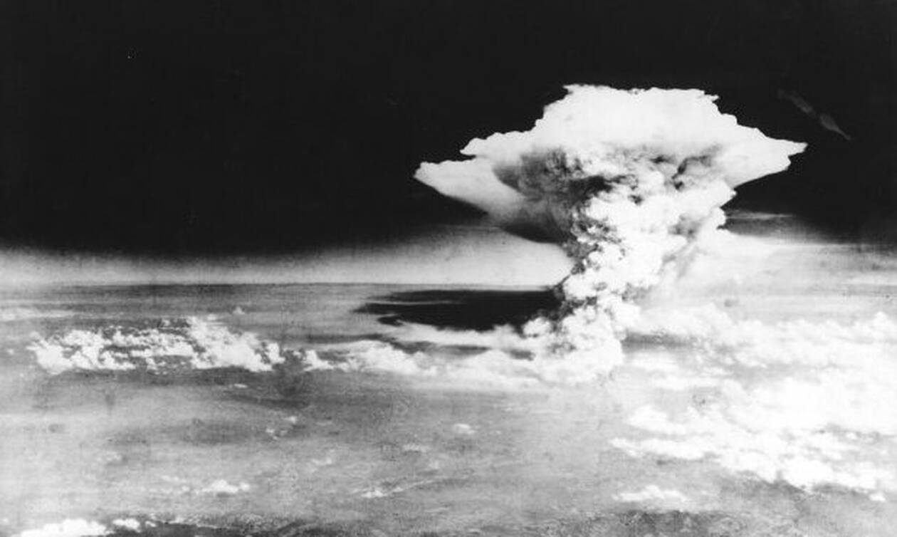 Σαν σήμερα το 1945 η δεύτερη ατομική βόμβα των Αμερικανών πέφτει στο Ναγκασάκι