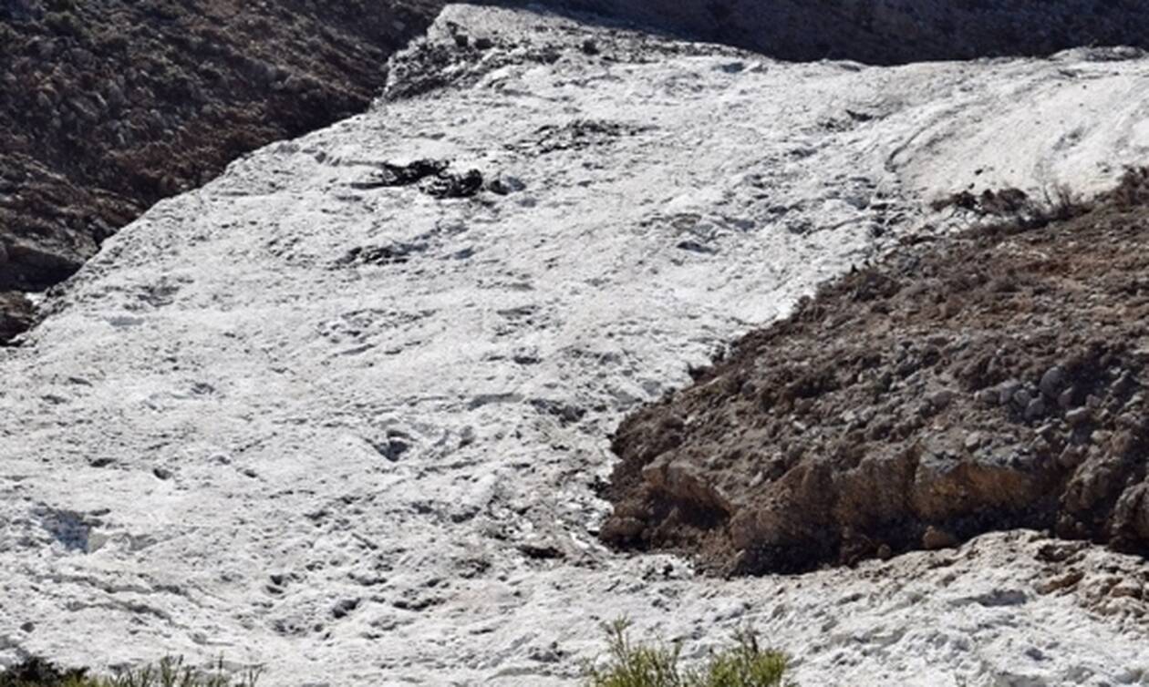 Κρήτη: Χιόνια ακόμα τον Αύγουστο – Δείτε τις απίστευτες φωτογραφίες