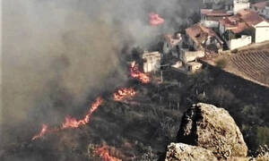 Γκραν Κανάρια: ­Εκτός ελέγχου η φωτιά - Περίπου 8.000 άνθρωποι έχουν εγκαταλείψει την περιοχή