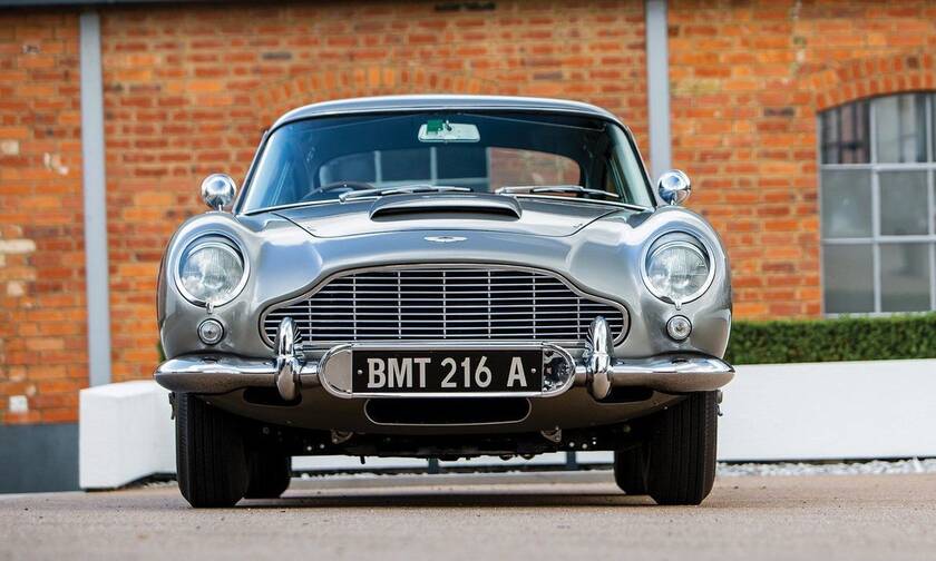 Πόσο λέτε ότι πουλήθηκε η Aston Martin DB5 του James Bond από την ταινία Goldfinger;
