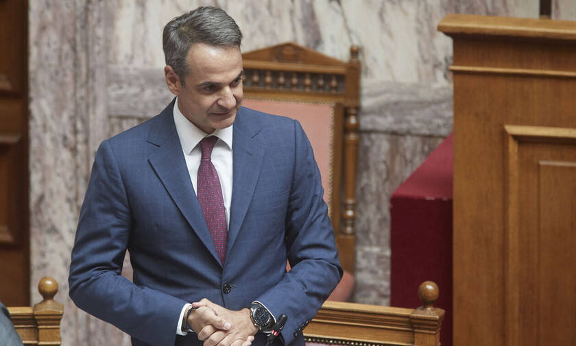 PM Mitsotakis announces the lifting of capital controls