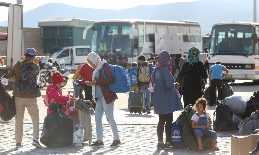 Μυτιλήνη: Αναχωρούν 1.500 αιτούντες άσυλο - 300 νέες αφίξεις