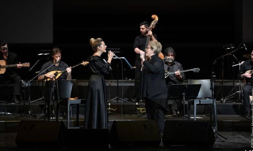Ορχήστρα Βασίλης Τσιτσάνης: Δήμητρα Γαλάνη - Νατάσα Μποφίλιου σε μια βραδιά γεμάτη μουσική