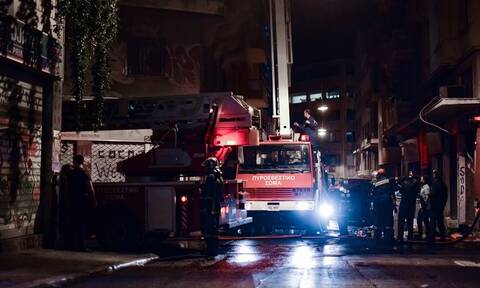 Φωτιά σε διαμέρισμα στο κέντρο της Αθήνας