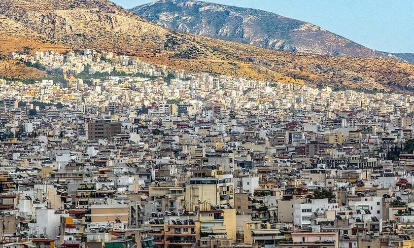 FT: Καταστρέφουν οι επενδυτές του Airbnb την Αθήνα; 