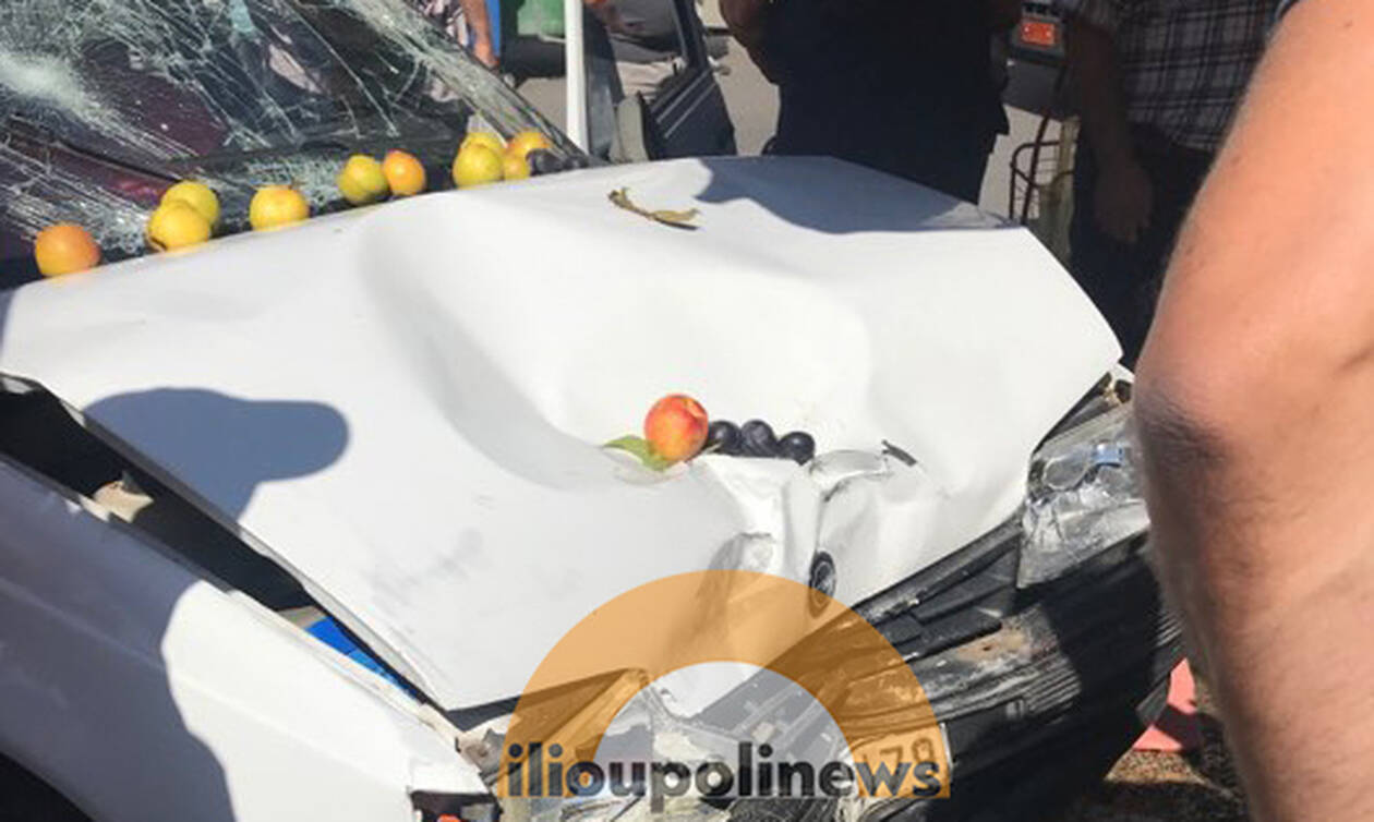 Θρίλερ στην Ηλιούπολη  - Αυτοκίνητο έπεσε σε πάγκο Λαϊκής  -Tρεις τραυματίες (pics)