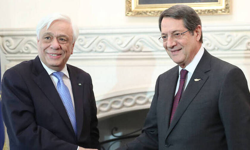 Pavlopoulos speaks on the phone with Anastasiades on Cyprus issue
