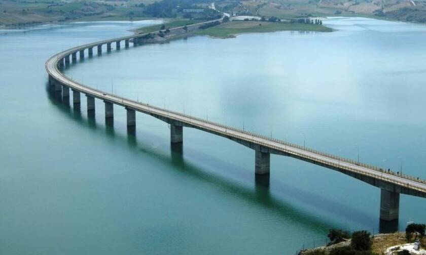 Θρίλερ στην Κοζάνη: Εντοπίστηκε νεκρός άνδρας στην λίμνη Πολυφύτου