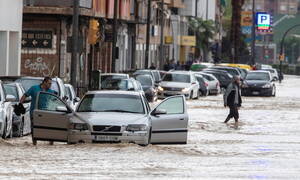 Τραγωδία στην Ισπανία: Δύο νεκροί έπειτα από καταρρακτώδεις βροχοπτώσεις (pics)