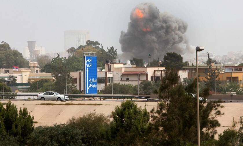 Λιβύη: Τρία στελέχη των δυνάμεων του Χαλίφα Χάφταρ σκοτώθηκαν σε αεροπορικό βομβαρδισμό
