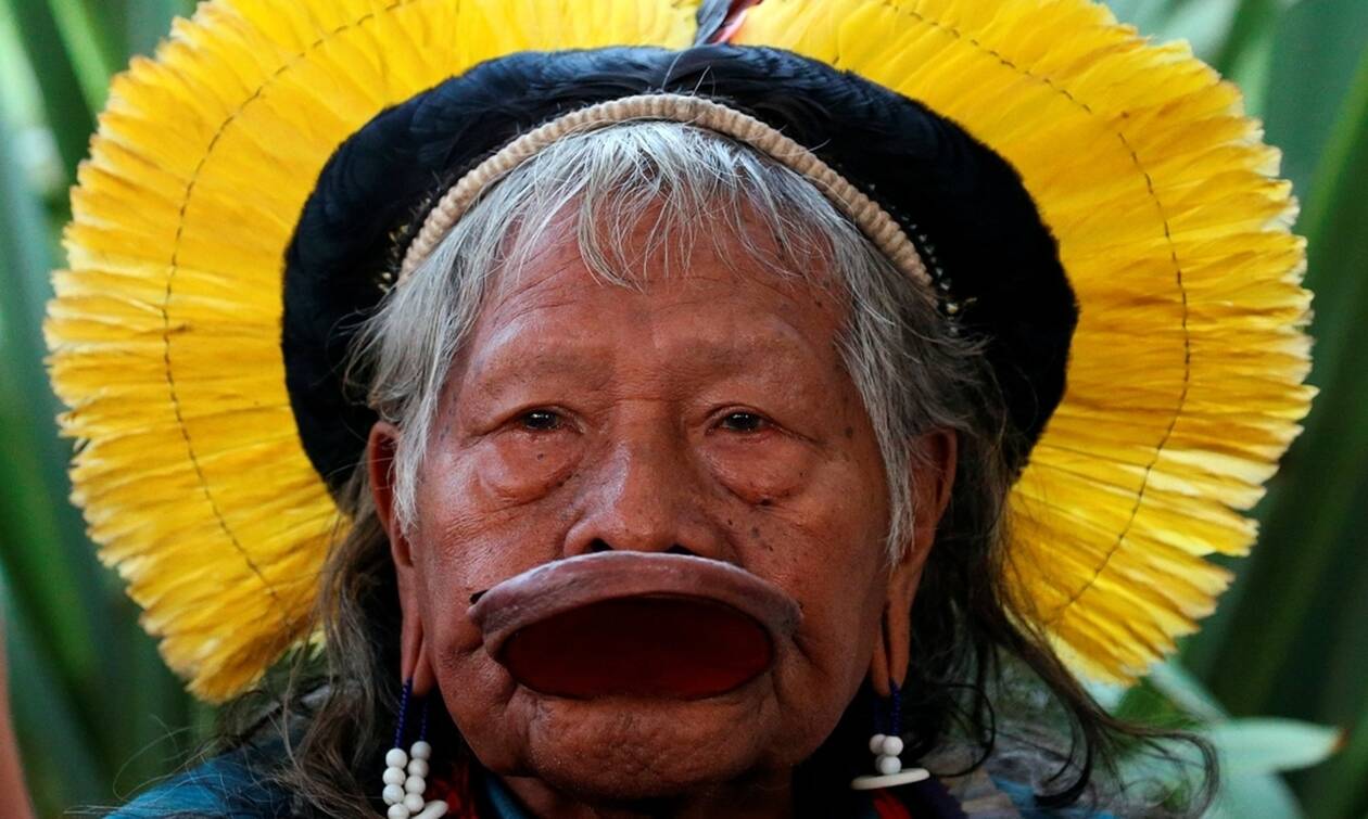 Ο 89χρονος ιθαγενής αρχηγός Ραονί, υποψήφιος για το Νόμπελ Ειρήνης