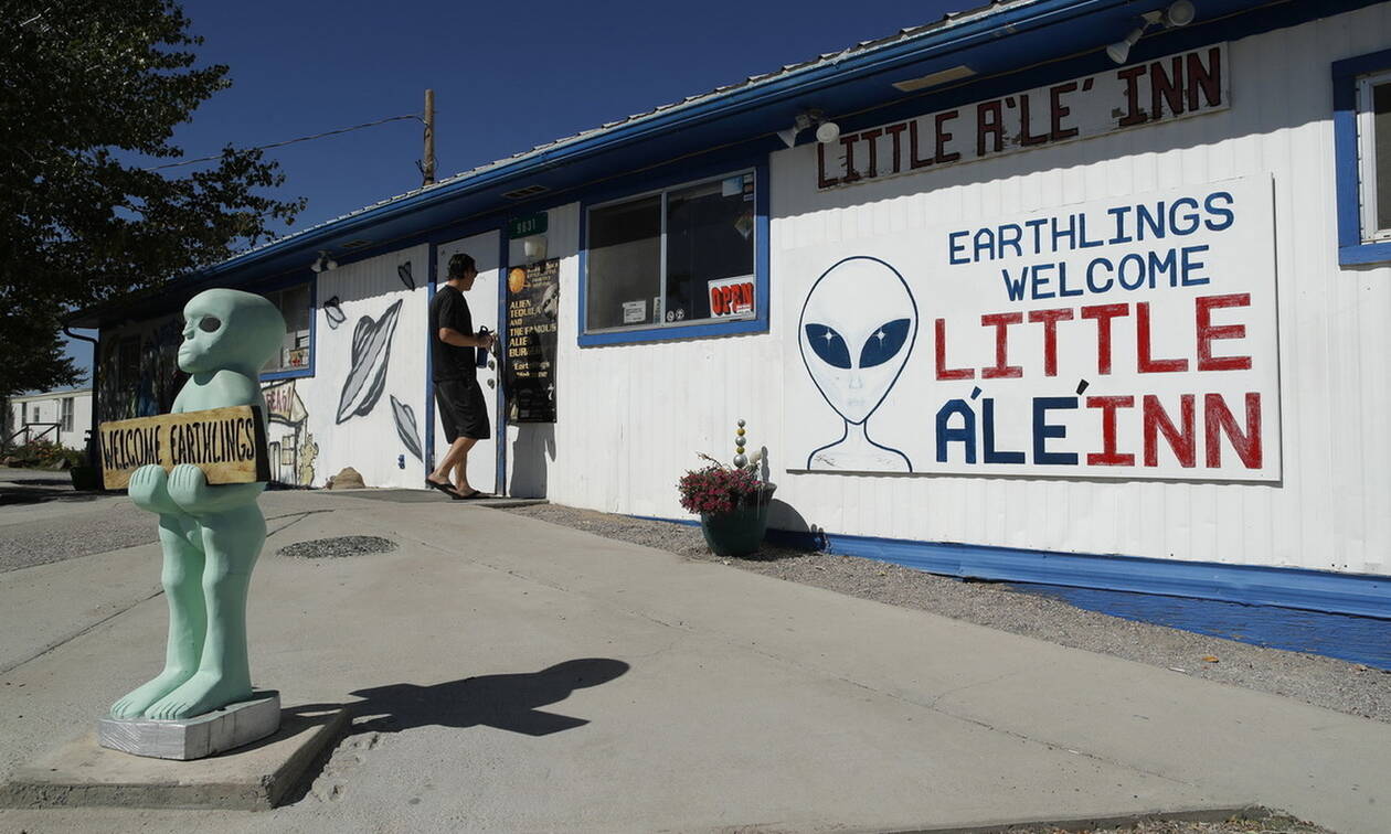 Area 51: Oι λάτρεις των UFO συγκεντρώνονται για να εισβάλουν στην απαγορευμένη περιοχή