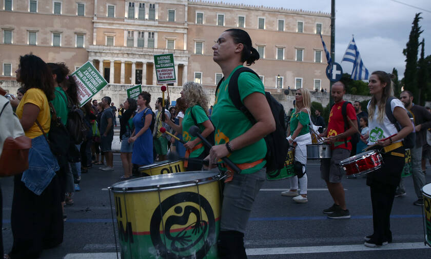 Πορεία στο κέντρο της Αθήνας για την κλιματική αλλαγή - Κλειστοί δρόμοι 