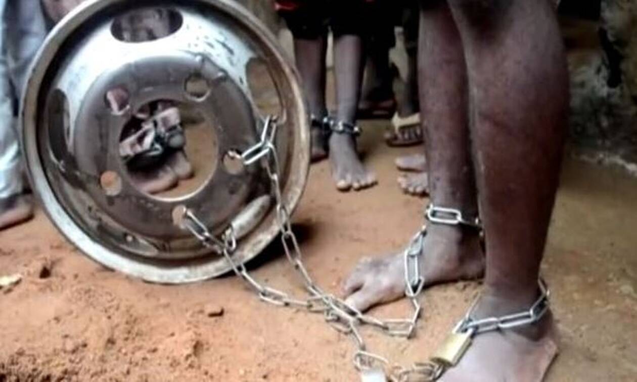 Νιγηρία: Φρίκη σε σχολείο - Βρέθηκαν αλυσοδεμένα εκατοντάδες αγόρια (ΠΡΟΣΟΧΗ ΣΚΛΗΡΕΣ ΕΙΚΟΝΕΣ)
