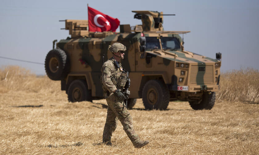 Συρία: Προ των πυλών η τουρκική εισβολή - Ξεκίνησαν οι βομβαρδισμοί θέσεων των Κούρδων