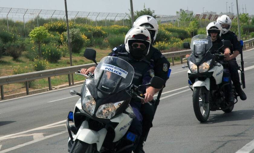 Θεσσαλονίκη: Επεισοδιακή καταδίωξη στο Αγγελοχώρι - Εμβόλισε μοτοσικλέτα αστυνομικού