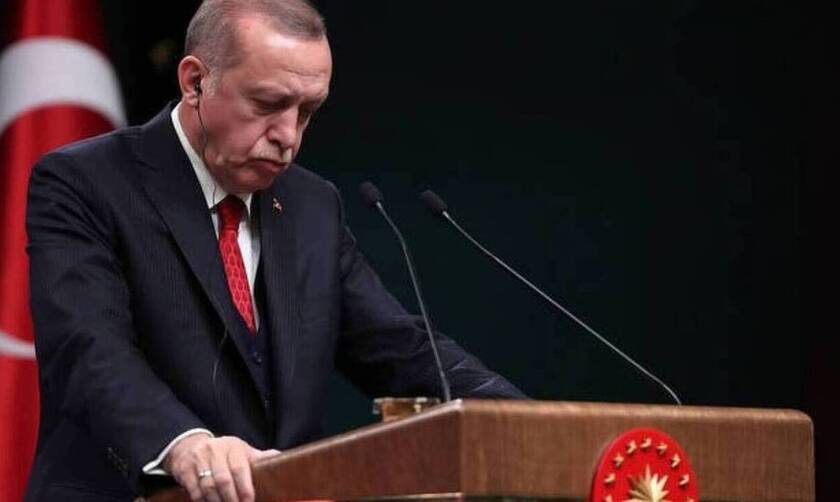 «Χαστούκι» στον Ερντογάν: «Κατρακυλά» η τουρκική λίρα μετά την επίθεση στη Συρία
