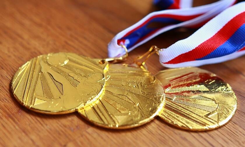 Σάλος: Χρυσός Ολυμπιονίκης σε όργια (pics)