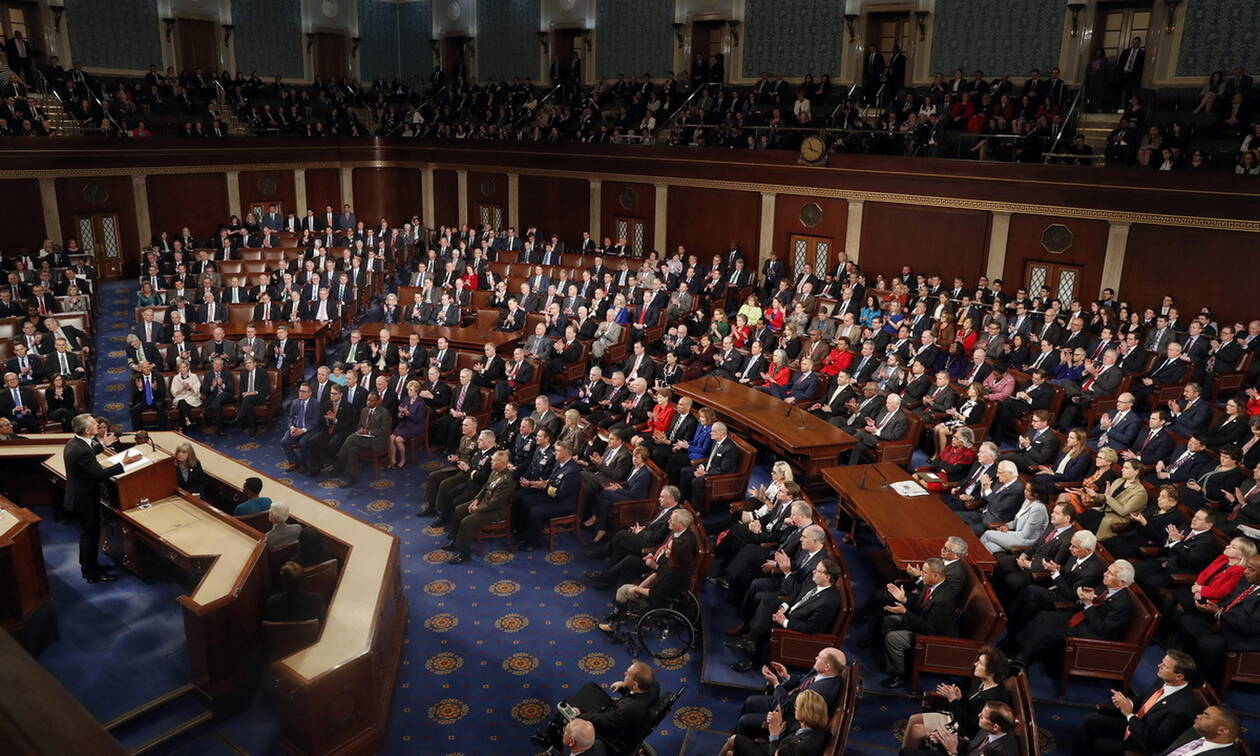 ΗΠΑ: H Βουλή καταδικάζει την απόσυρση των αμερικανικών στρατευμάτων από τη Συρία