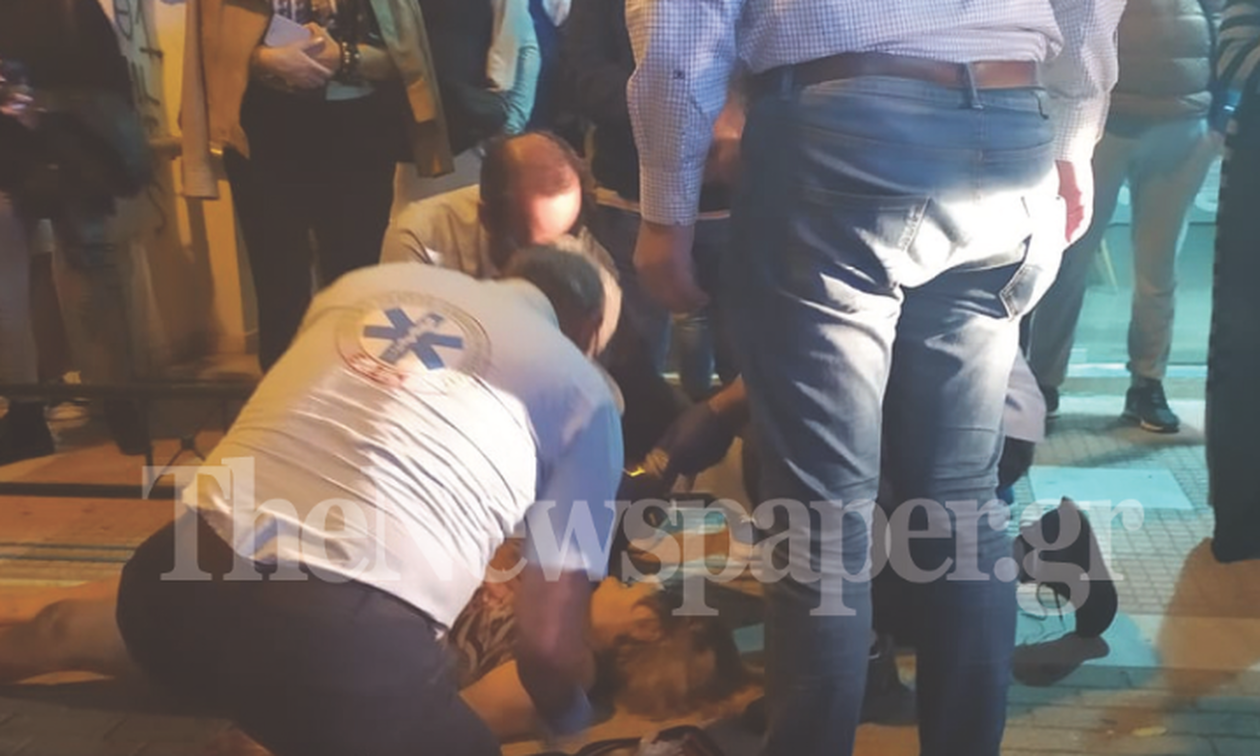 Βόλος: Ο βουλευτής Κώστας Μαραβέγιας σώζει γυναίκα που υπέστη καρδιακή προσβολή (pics)