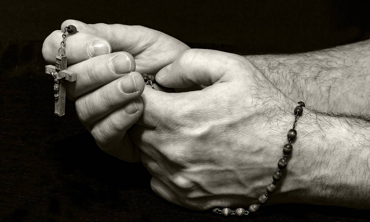 Έρχεται το «έξυπνο» κομποσκοίνι που θα σου υπενθυμίζει να προσεύχεσαι (photos)