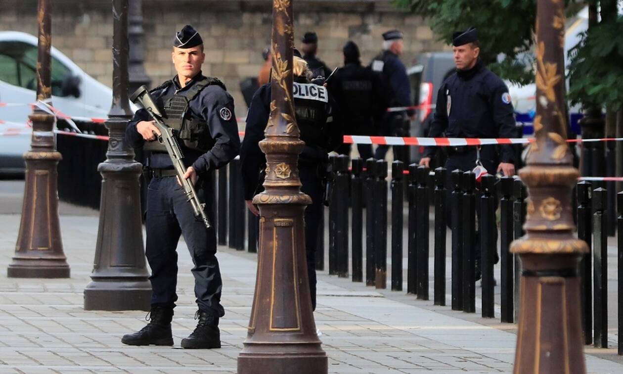Συναγερμός στη Γαλλία: Άνδρας «ταμπουρώθηκε» σε μουσείο - «Θα γίνει κόλαση»
