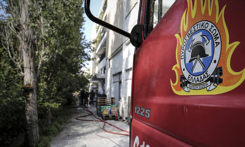 Συναγερμός στη Θεσσαλονίκη: Φωτιά σε πολυκατοικία