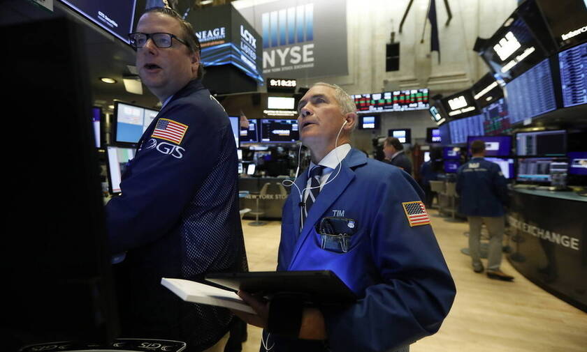 Wall Street: Ιστοτικό ρεκόρ στον S&P 500 - Νέα πτώση στην τιμή του πετρελαίου