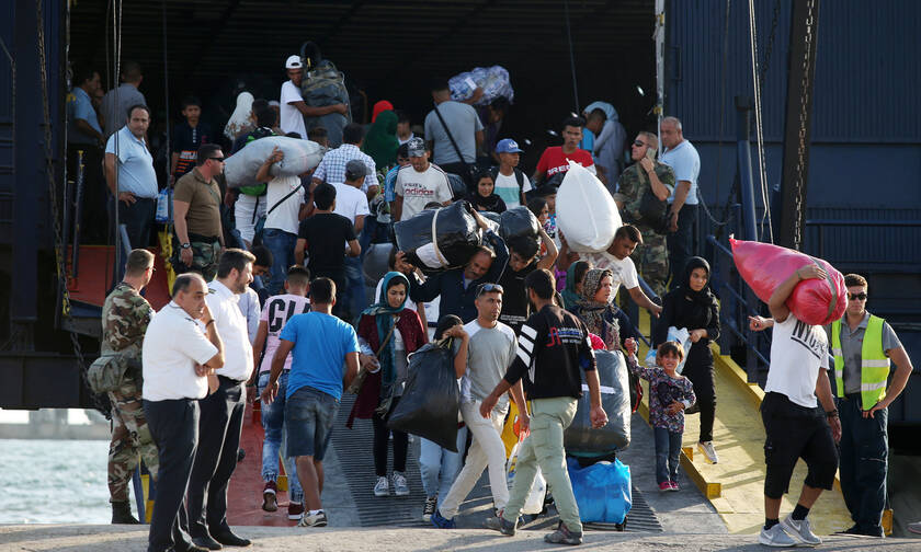 Μεταναστευτικό «ώρα μηδέν»: Ψάχνουν εθνική συναίνεση μέχρι οι ροές να περάσουν από πάνω μας