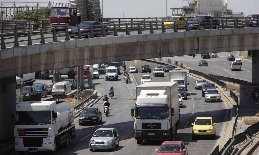 «Κόλαση» οι δρόμοι της Αθήνας - Πού εντοπίζονται προβλήματα