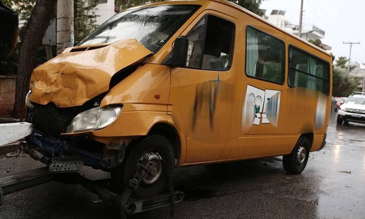 Τροχαίο με σχολικό λεωφορείο: Τι αποκαλύπτει στο Newsbomb.gr πατέρας παιδιού που τραυματίστηκε